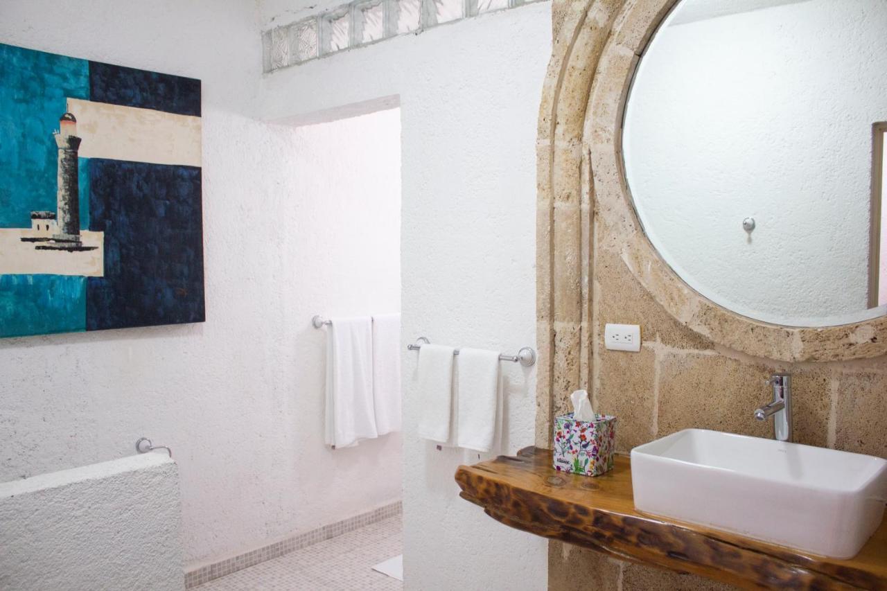 Hotel Del Rocio 3*